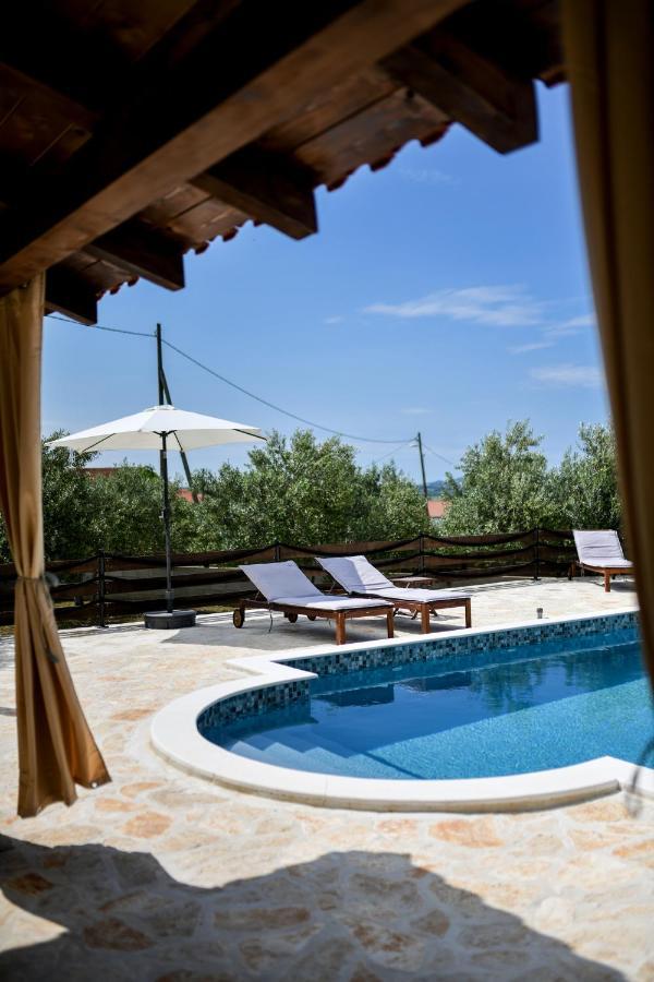 Wonderful Holiday House Bruno With Heated Pool Zadar Exterior photo